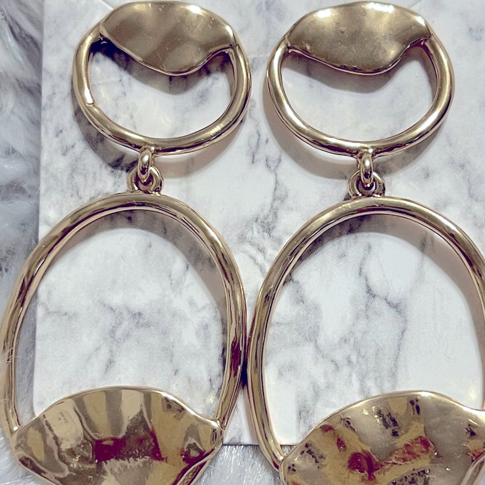 Earrings - Picture 2 of 3